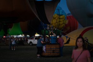 2024BalloonFiestaGlow-76.jpg